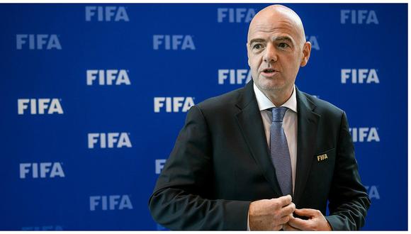 El presidente de la FIFA "espera" el arbitraje con video para 2018
