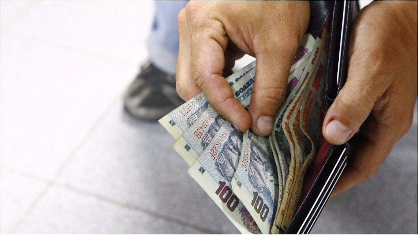 Fiestas Patrias: ¿trabajas los feriados? conoce lo que te deben pagar