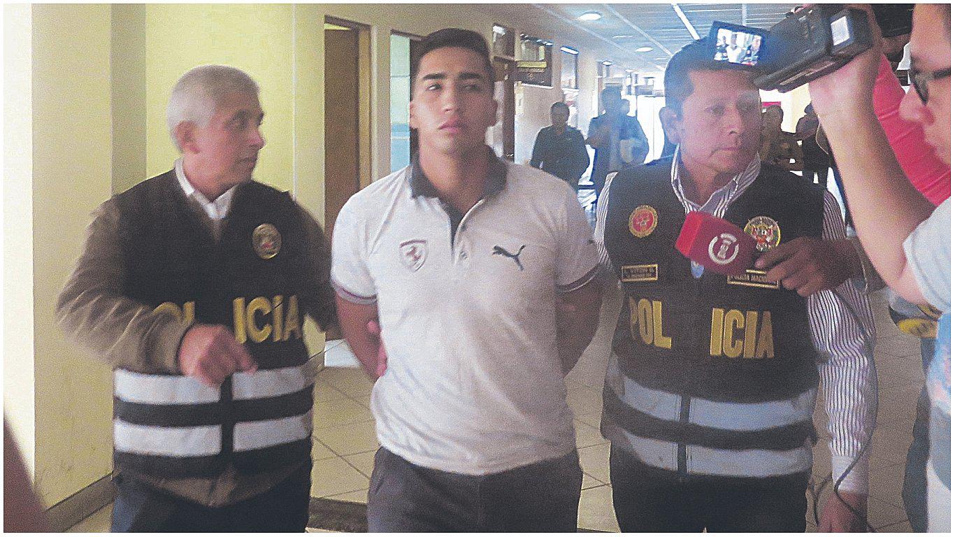 Encarcelan a policía sindicado de matar de un balazo a colega