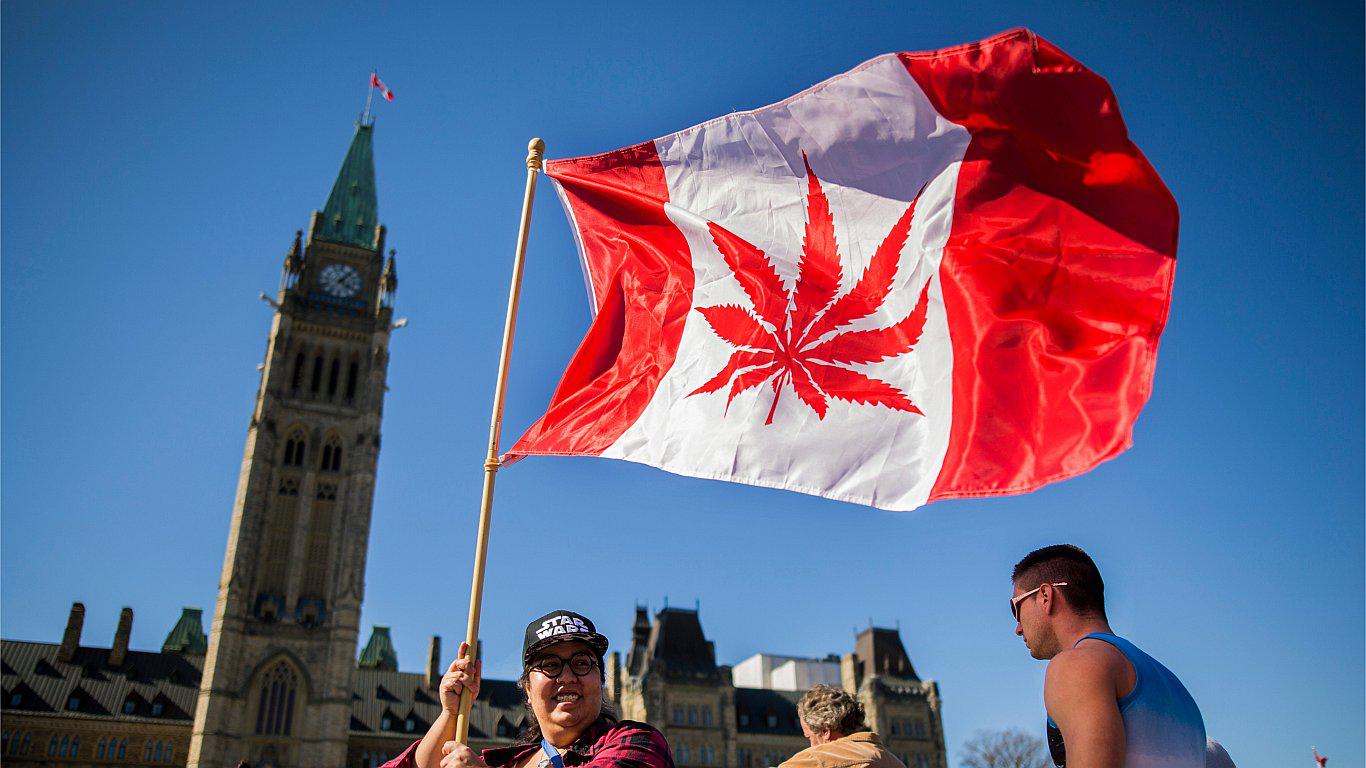 Canadá: Senado aprueba consumo de marihuana con fines recreativos