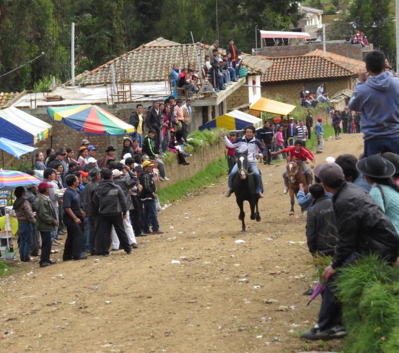 Arrancó feria de Achkamarca en Cochas Chico