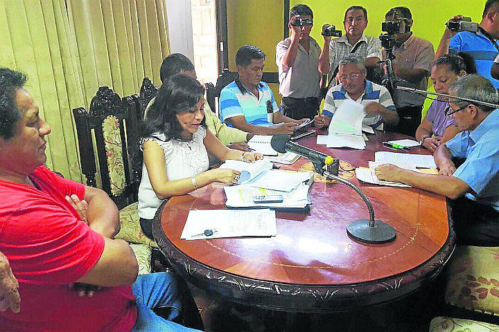 Piden vacancia de regidores y de la alcaldesa encargada de Pueblo Nuevo