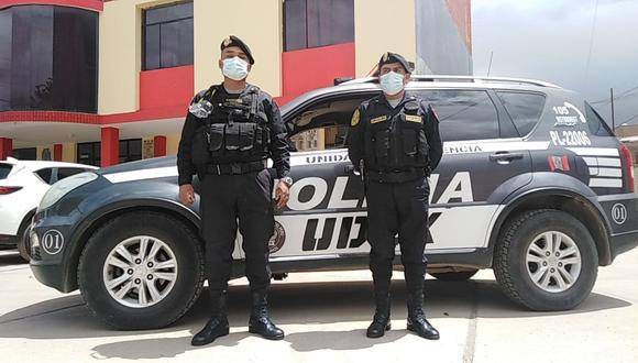 Dos policías atendieron parto en una vivienda de Huancayo en toque de queda.