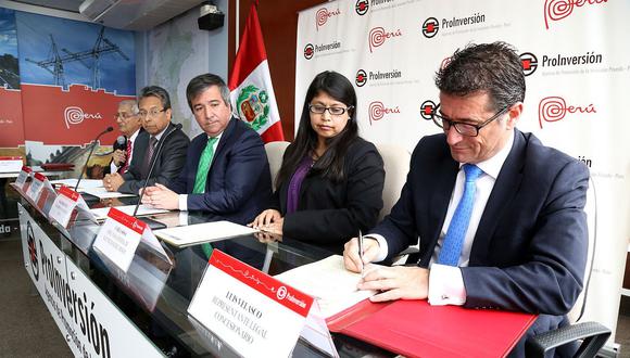 Suscriben contrato de concesión de Línea de transmisión Montalvo-Los Héroes