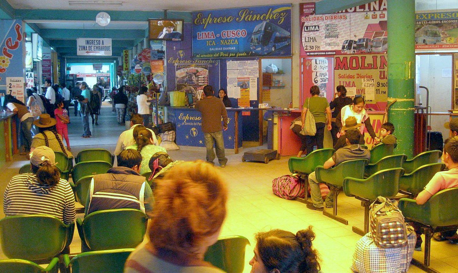 Estafan a comerciante y le quitan 11 mil soles con el cuento de las monedas de oro