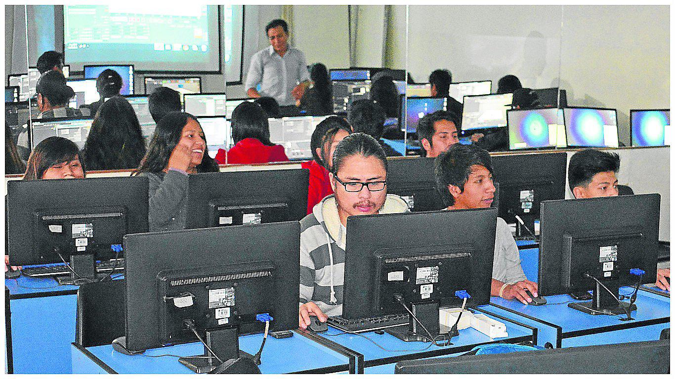Crean video juegos  con los que escolares pueden aprender historia 