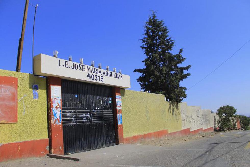 Extraño robo de equipos en colegio