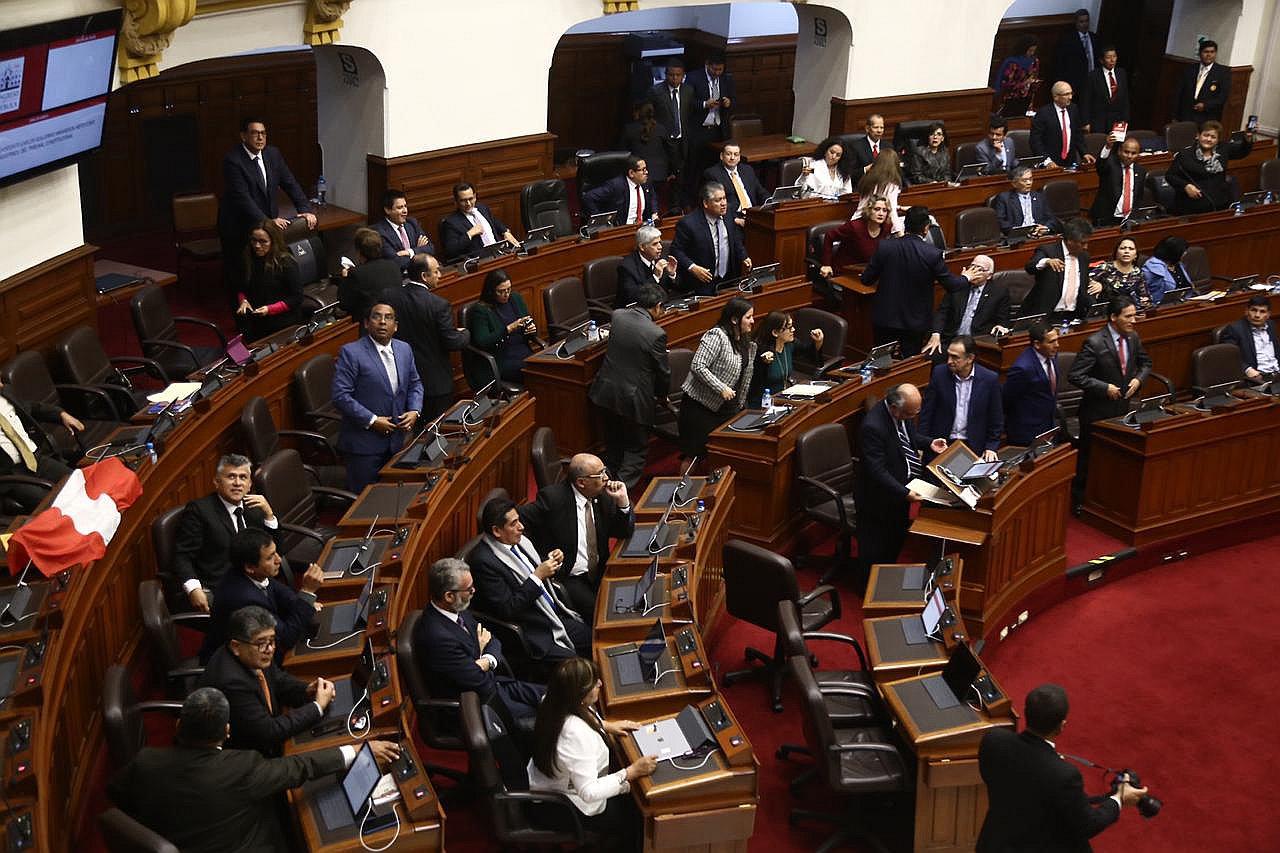 Pleno del Congreso aprobó cuestión de confianza durante mensaje de Martín Vizcarra