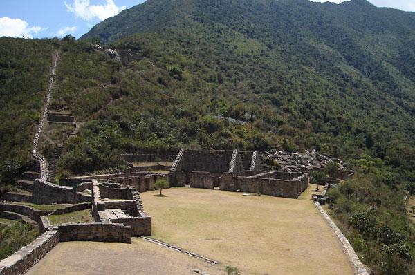 Incendio amenaza complejo arqueológico de Choquequirao