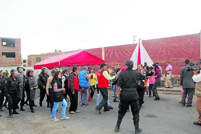 Arequipa: 60 fiestas patronales bajo la lupa en Miraflores