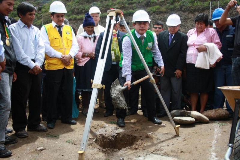 Inician construcción de puente valorizado en S/. 8 millones