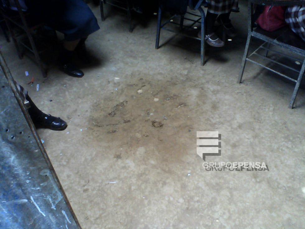 250 alumnos estudian en aulas de triplay (FOTOS)