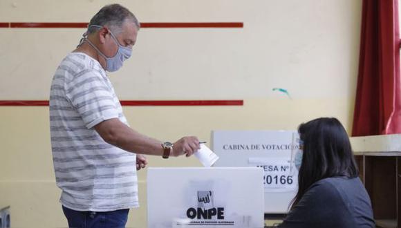 El ente electoral informó que los primero en ser notificados serán los que usaron la plataforma para elegir su local de votación. (Foto: Andina)