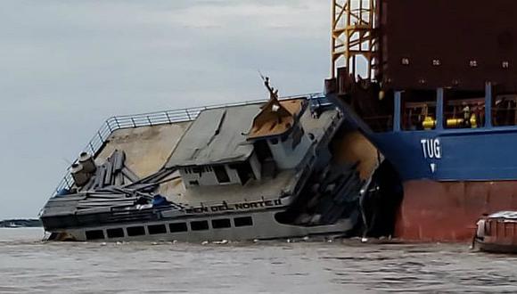 ​Barco impacta contra nave extranjera y se hunde en el Amazonas (FOTOS Y VIDEO)