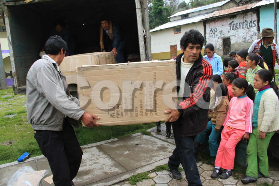 Correo hizo realidad el milagro de Navidad para los niños de Comas (FOTOS)