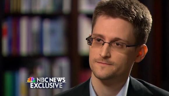 Edward Snowden defiende sociedad "abierta" y "liberal" al recibir Nobel Alternativo