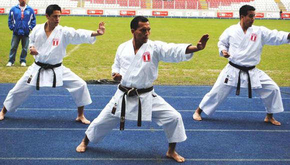 Karatecas peruanos logran plata y bronce en torneo