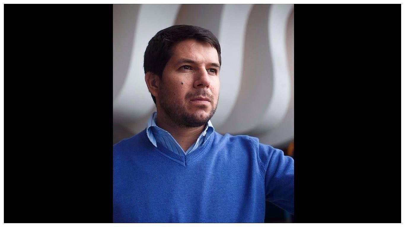 Renato Cisneros: “En el pasado familiar está la clave de nuestra identidad”