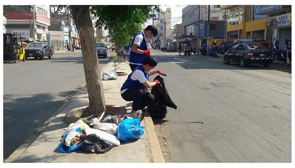 Segat y voluntarios coreanos recogieron casi media tonelada de residuos