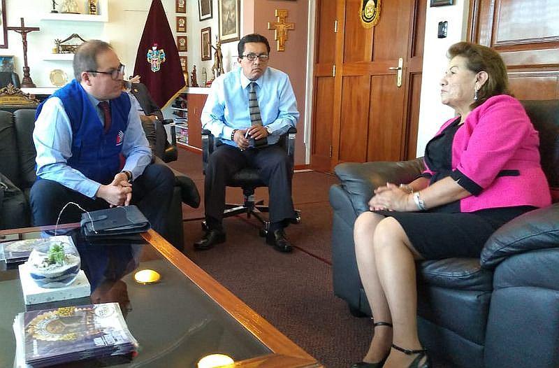 Defensoría del Pueblo recomienda suspender licitación de ruta del SIT