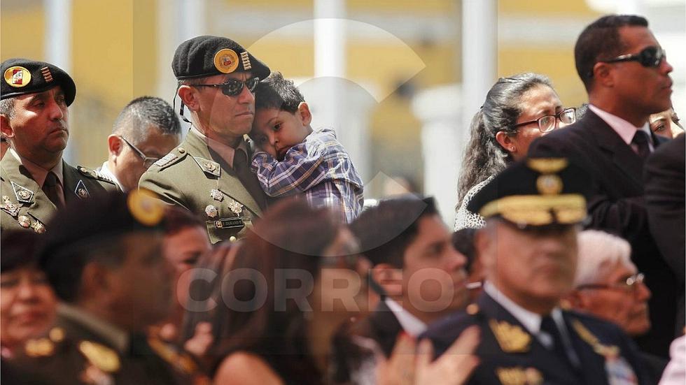 Congreso rindió homenaje a militares caídos en operativo Chavín de Huántar (Galería)