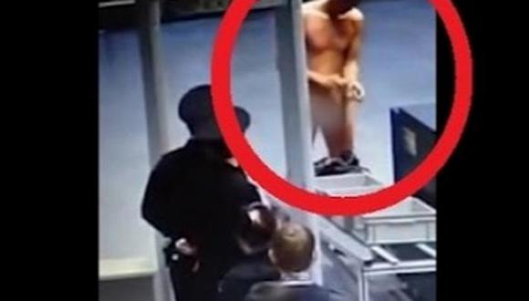 ​Hombre se desnudó para pasar detector de metales