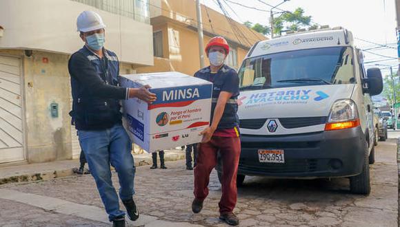 Servidores de salud del Hospital Regional de Ayacucho ya recibieron la segunda dosis de la vacuna contra la COVID-19.