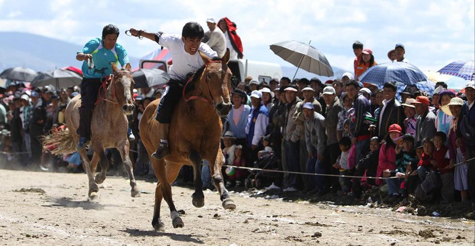 Fotos: Más de 200 caballos corrieron en emocionante carrera de "Morochucos"