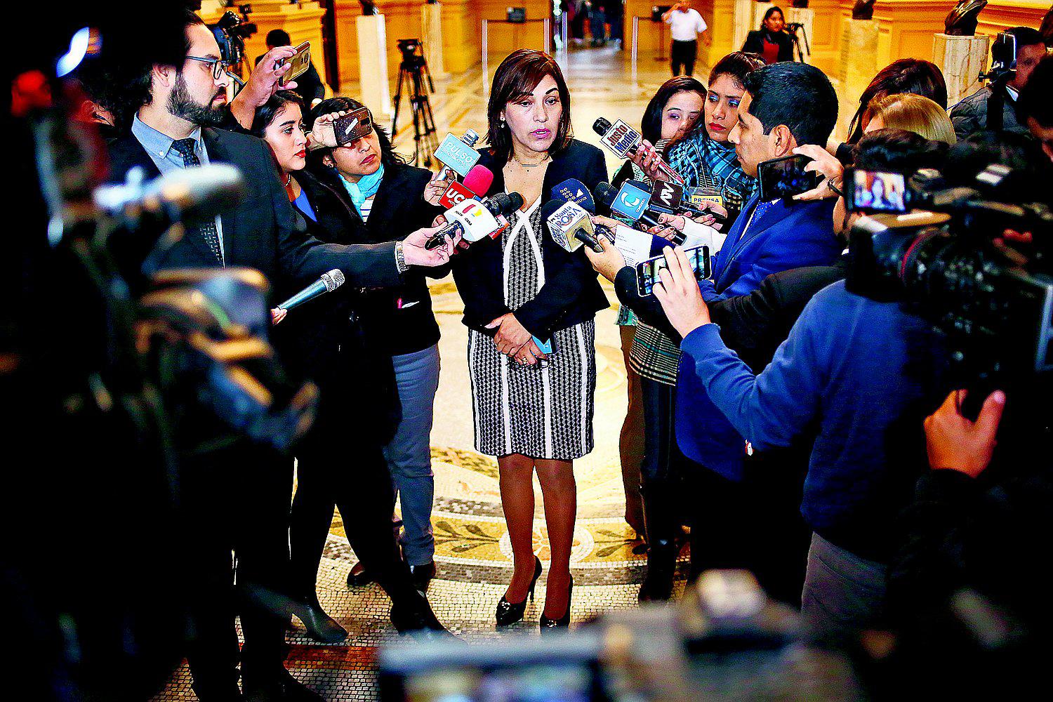 Milagros Salazar: “El premier y los ministros deberían haber renunciado”