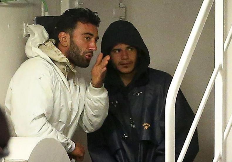 Responsables de naufragio en el Mediterráneo bebían y fumaban hachís