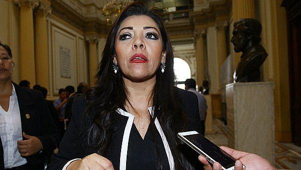 Alejandra Aramayo: "Keiko debe responder a la justicia pero en equidad de condiciones"