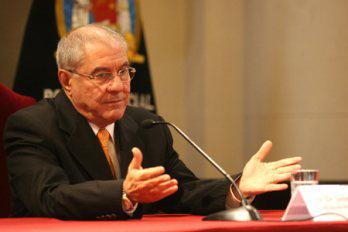 Villa Stein: "Una manera de someter a los jueces es recortándoles el sueldo"