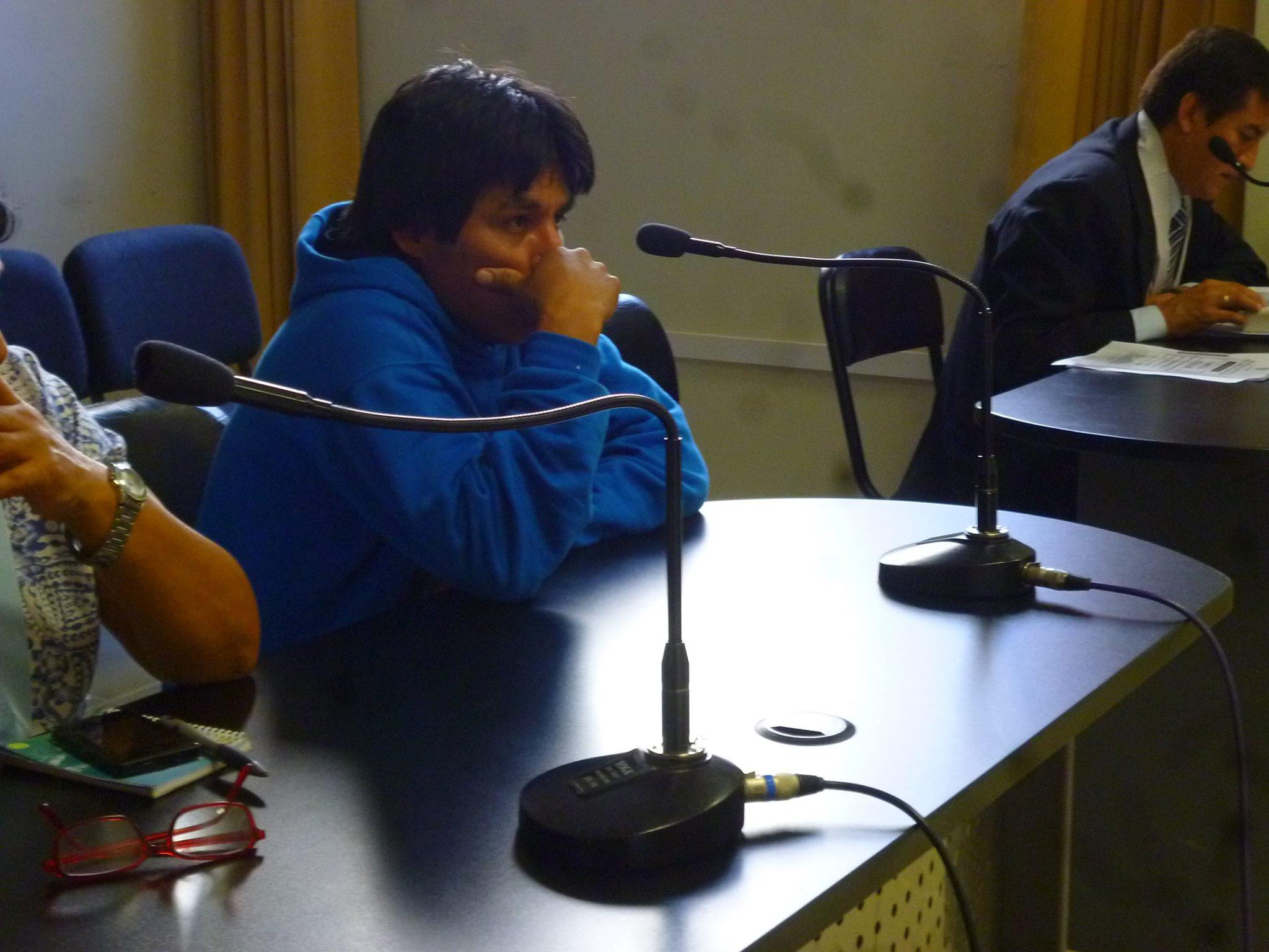 Sospechoso tenía arma de policía