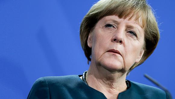 Critican a Merkel por política de refugiados tras agresiones sexuales en Alemania