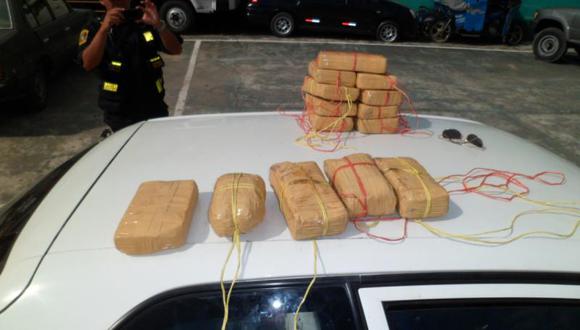 Policía del Huallaga decomisa 28 kilos de cocaína