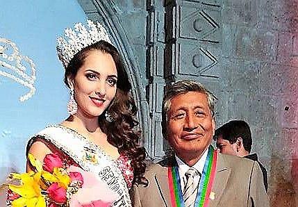 Mariana Zeballos Córdova es elegida Señorita Moquegua 2017