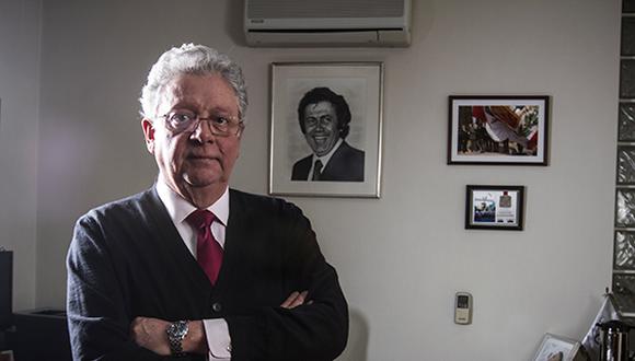 Luis Agois Banchero: "En el Perú ningún medio controla la libertad de expresión ni a la opinión pública"