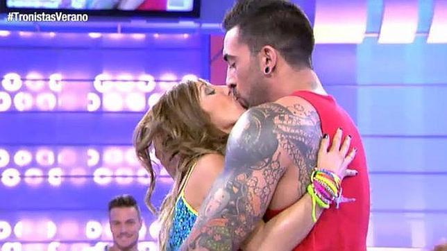 España: piden retirada de reality parecido a Esto Es Guerra por apología a la ignorancia (VIDEO)