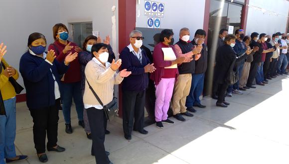 Trabajadores de la MPT exigen el cumplimiento del pago de sus beneficios del pacto colectivo. (Foto: Correo)