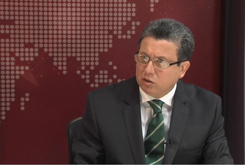 Internacionalista Miguel Rodriguez Mackay cree que MBL negocia refugio con otro país