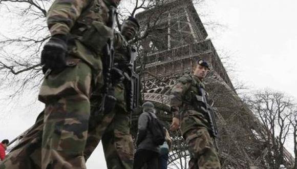 ​Francia mantendrá 7.000 militares en la calle para hacerle frente a los yihadistas