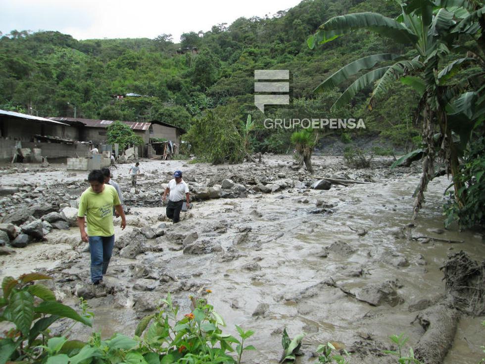 FOTOS: En Monobamba 300 personas sufren de sed y hambre tras huaicos