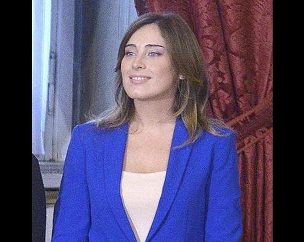 Italia: ¿Ministra mostró hilo por casualidad?