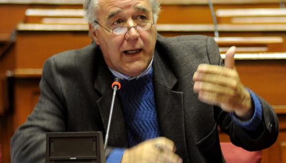 Dinileaks: García Belaunde pide comisión investigadora