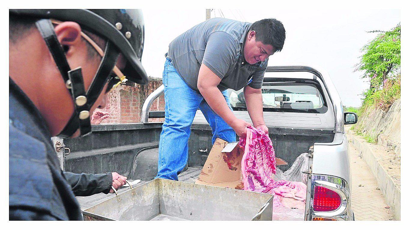 Decomisan carne de dudosa procedencia en Tambogrande 