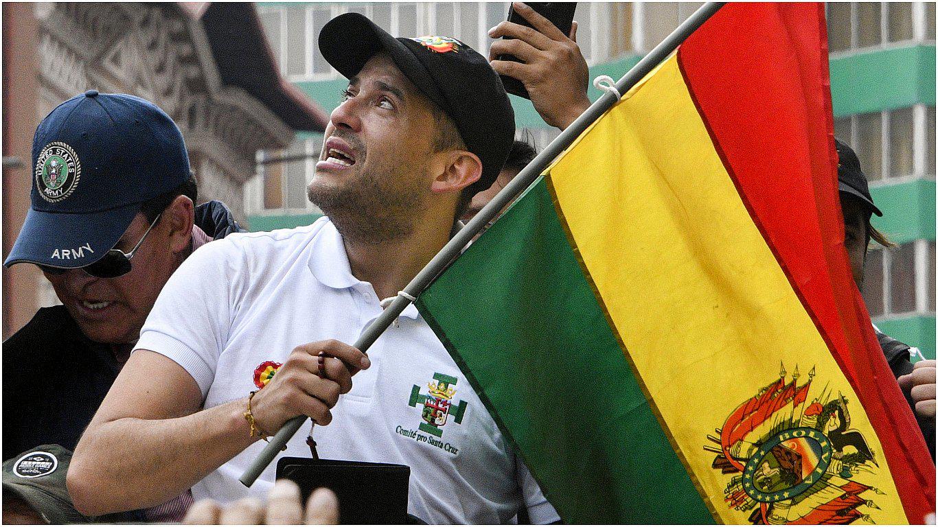 Bolivia: Luis Fernando Camacho, el hombre que prometió que "Dios volverá al Palacio" 