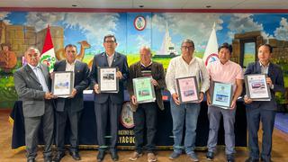 Unsch entrega expedientes al gobierno regional de Ayacucho para construcción de 6 pabellones