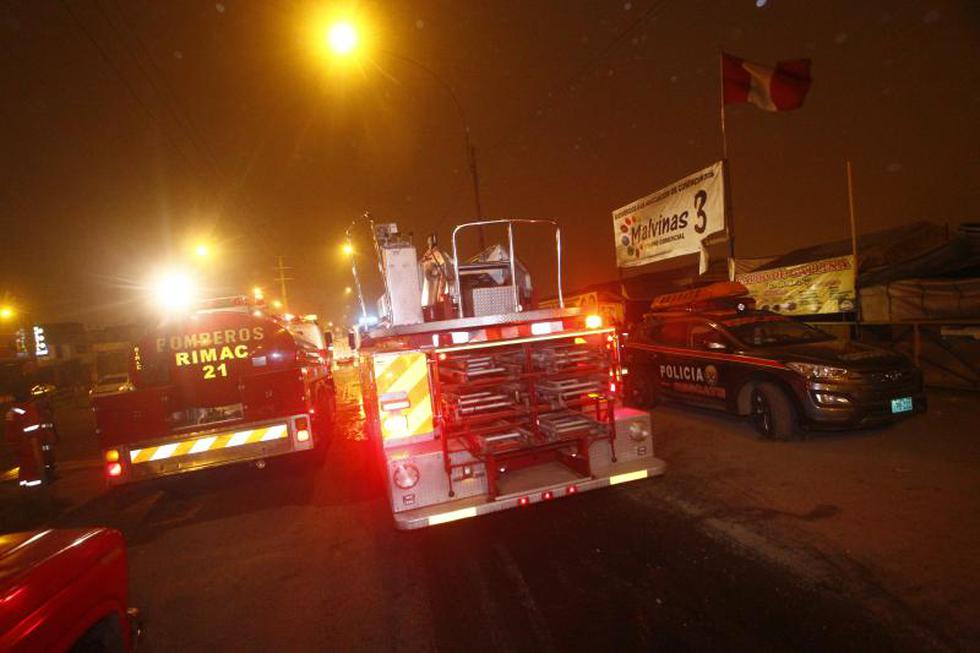 San Juan de Lurigancho: Incendio se registró en mercado 'La Cachina'