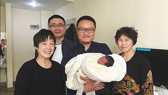 Un bebé nació cuatro años después de la muerte de sus padres