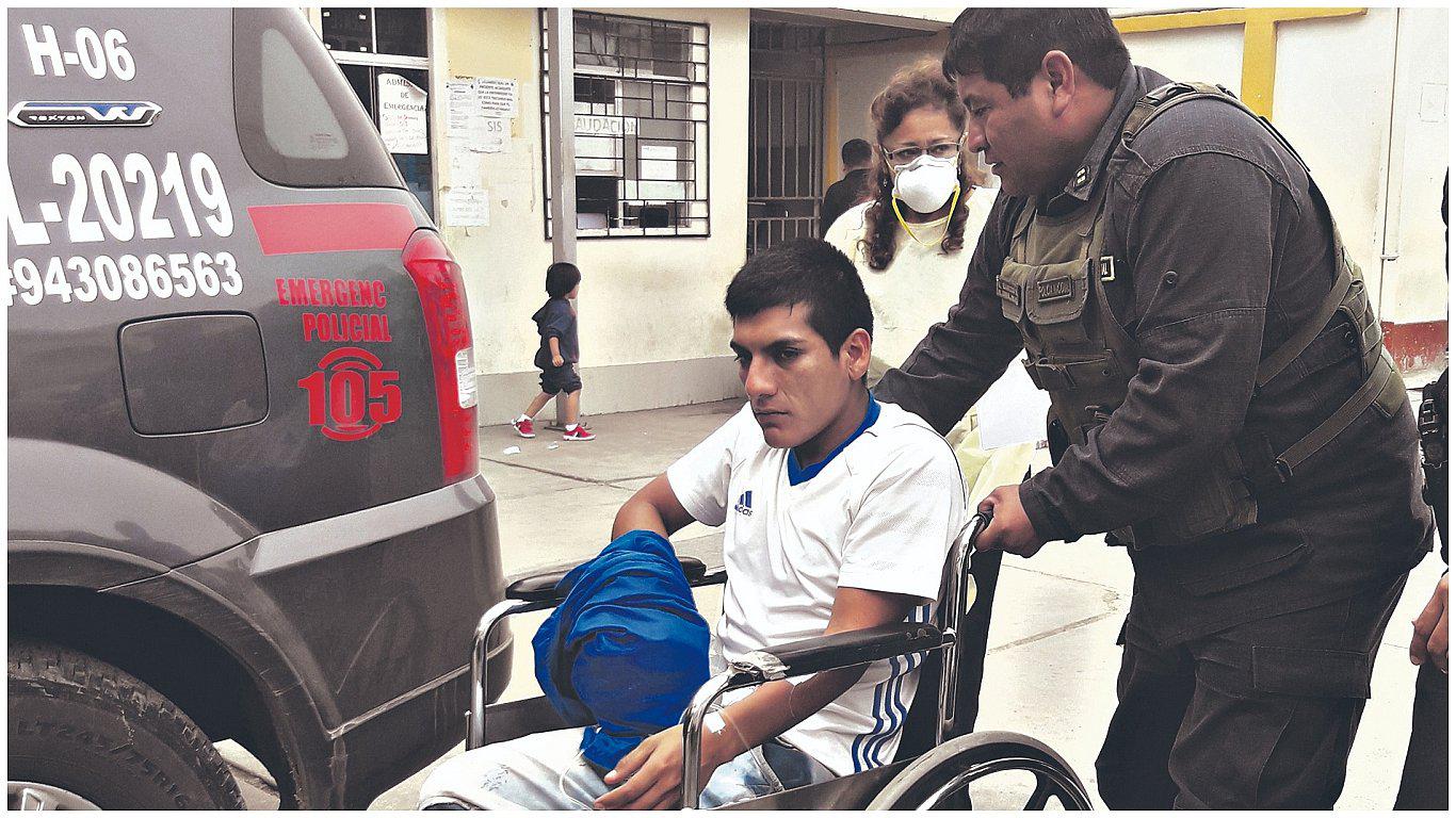 Balean a mototaxista por robarle su celular 